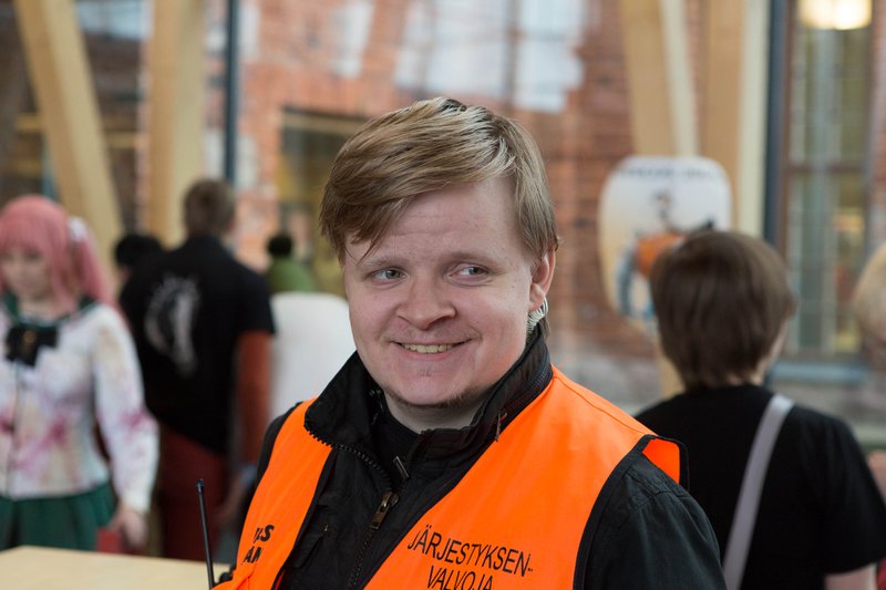 Image desucon_frostbite_2014-9.jpg